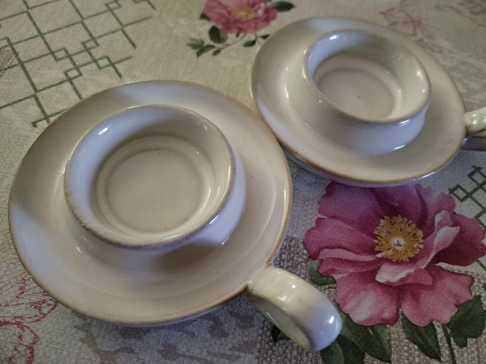 set van 2 mooie handgemaakte emaille keramische theelichtkaarsenhouders. – photo 6